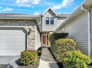 2563 Fairway Dr #2563, York, PA 17402