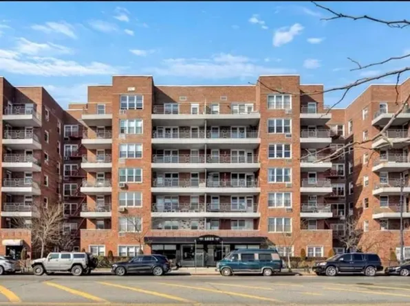 1625 Emmons Avenue image 1 of 23