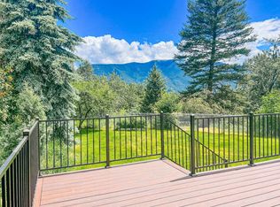 322 2nd St E, Columbia Falls, MT 59912