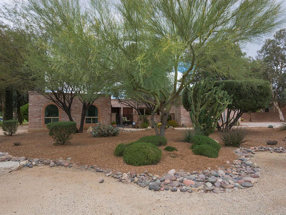 1st image of 7921 N Tuscany Dr