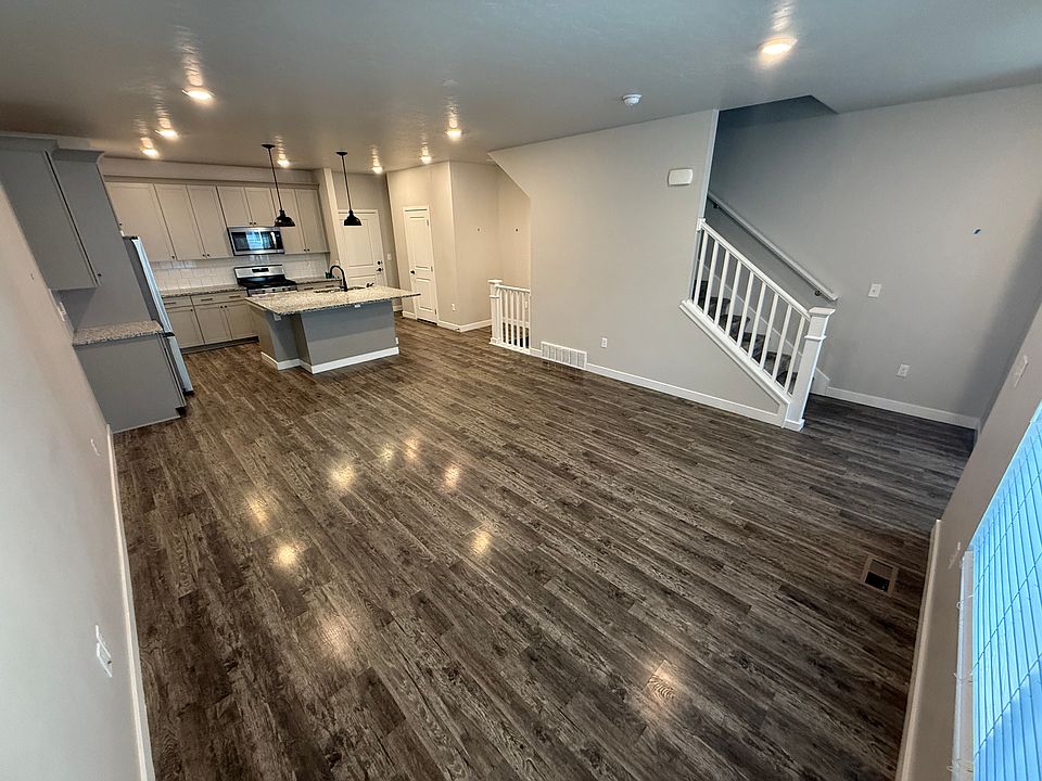 1st image of 4323 W Dixon Way