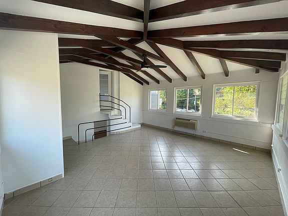 3rd image of 672 Sheridan Ave