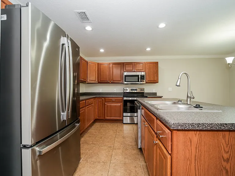 116 River Cove Cir — Photo 8