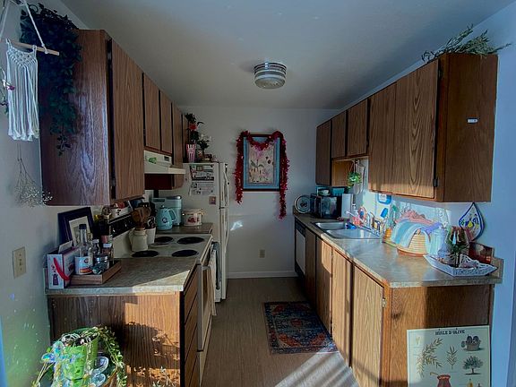 2nd image of 1440 NE Merman Dr #441