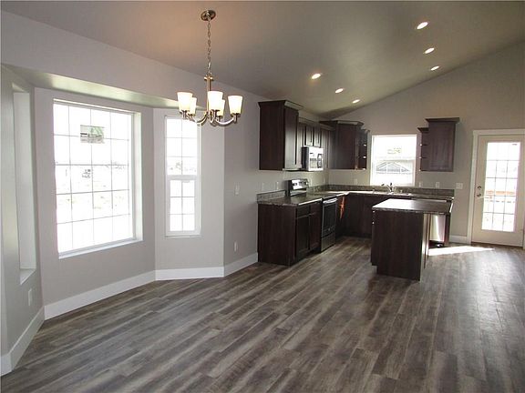 3rd image of 7026 Shiny Penny Way