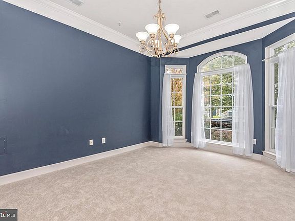 5th image of 23747 Clarksmeade Dr