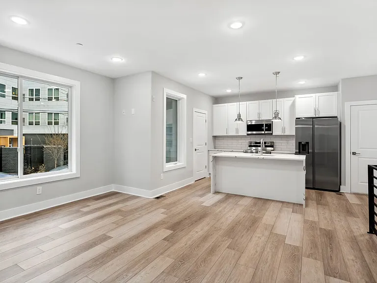 Fishtown Apartment — Photo 1