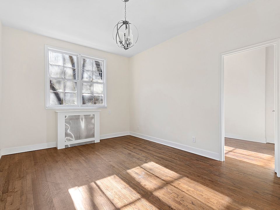 1st image of 119 E 64th St #5A