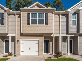 903 Highwood Ln, East Point, GA 30344