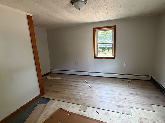 2nd image of 804 E Main St #C