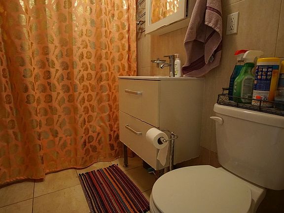 5th image of 82 Norman Ave APT 2