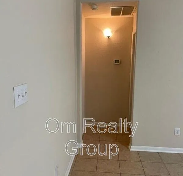 9506 Carsonmont Ln — Photo 11