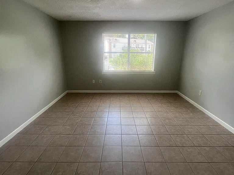 120 Michael Ave #A — Photo 13