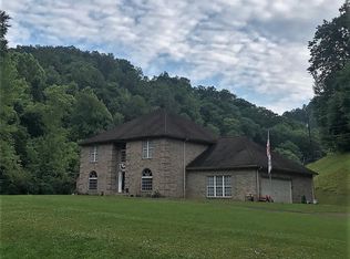 638 Caney Branch Rd, Chapmanville, WV 25508