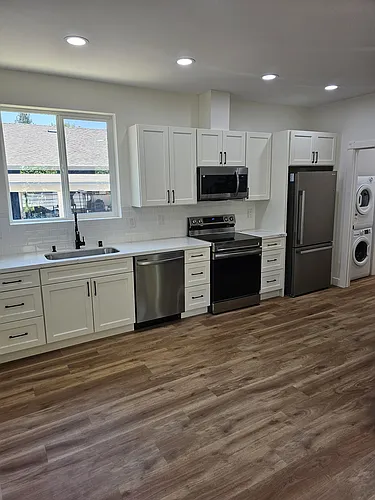 101 Randall Ave #B Photo 1 101 Randall Ave #B Photo 1