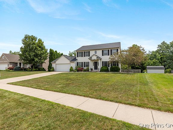 3rd image of 6296 Sheldon Dr