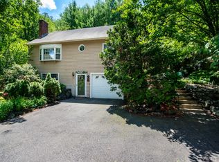 197 Winn St, Burlington, MA 01803