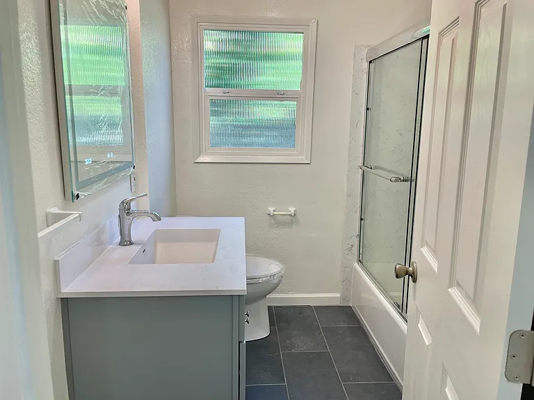 21421 Rizzo Ave — Photo 17