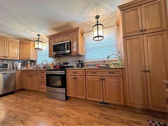5th image of 575 Ventura Cir