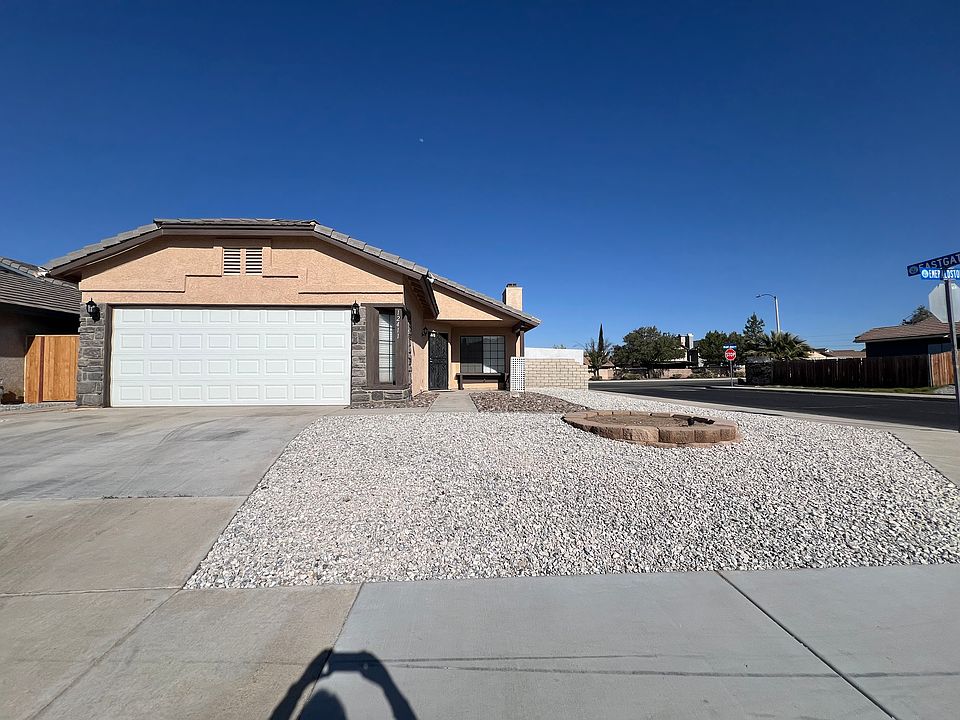 1st image of 12411 Emerald Stone Dr