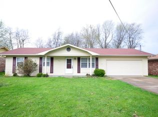 1061 S Paula Ave, Springfield, MO 65804