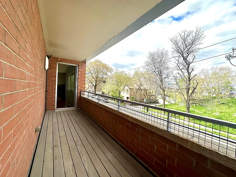 1635 W Cortland St #301 — Photo 28