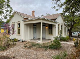 523 Edith Blvd SE, Albuquerque, NM 87102