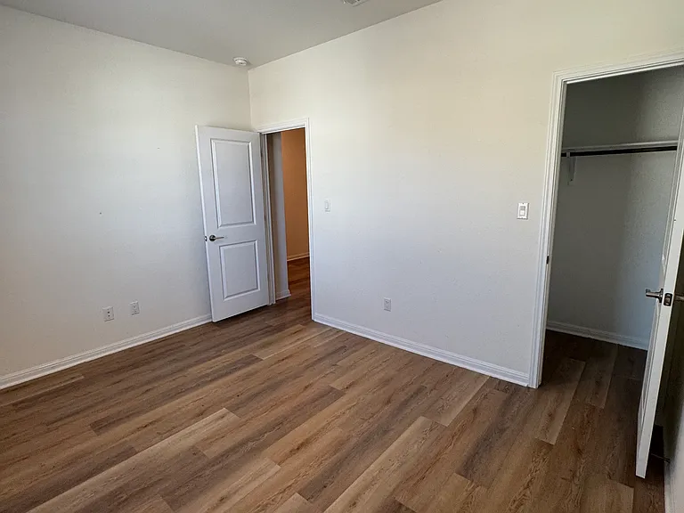 4505 Modena Bay Bnd — Photo 12