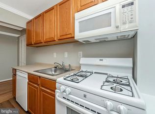 29 46th St SE APT 6, Washington, DC 20019