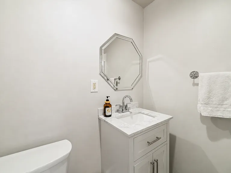 149 New Haven Ave — Photo 10