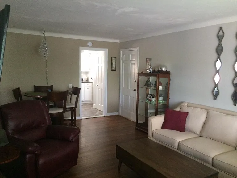 49 Brighton Way #2S — Photo 6