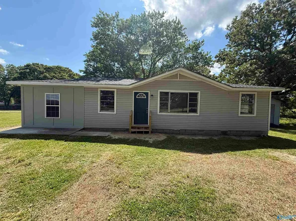 8198 N Brindlee Mountain Pkwy, Arab, AL 35016