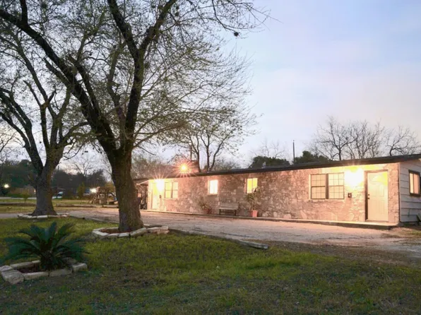 1129 Shadwell Dr #2, San Antonio, TX 78228