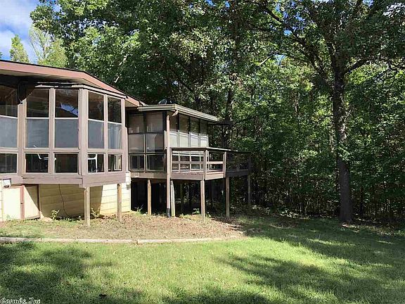 3rd image of 163 Okmulgee Dr