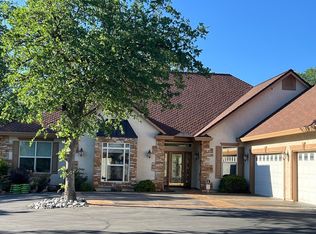 21992 Los Altos Dr, Palo Cedro, CA