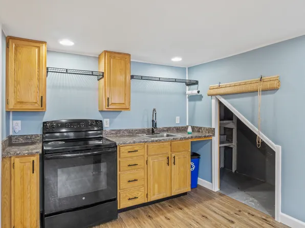 113 S Cambrian Ave, Bremerton, WA 98312