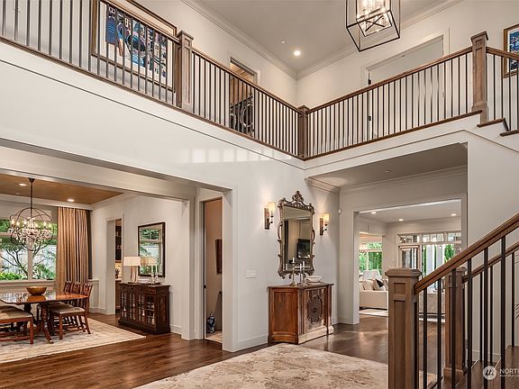4th image of 9109 NE 35th Place