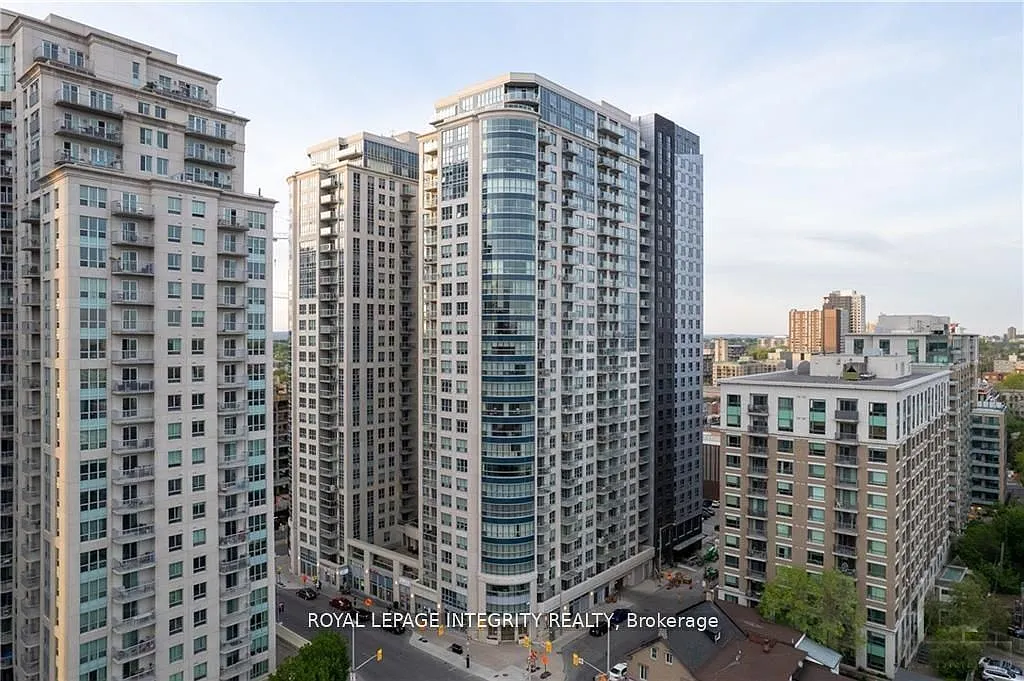2 bed, $3,000 — Photo 1