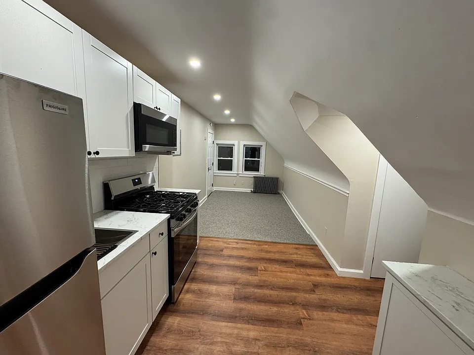 34 S Middletown Rd #5