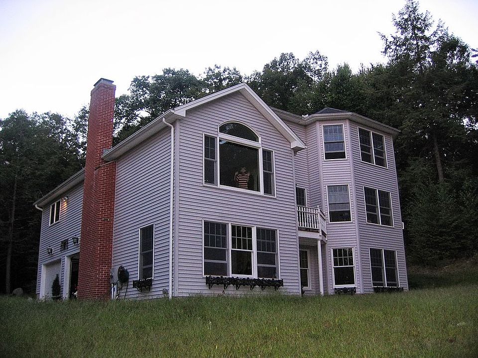1st image of 17 Mountain Briar