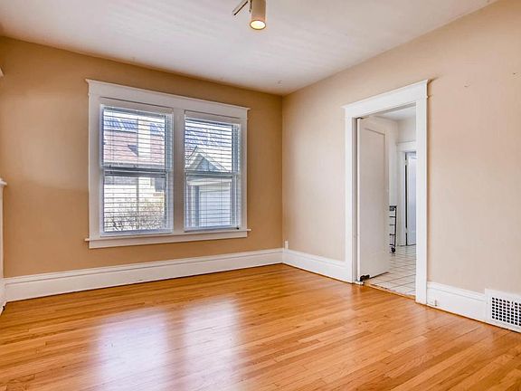 5th image of 404 N Pennsylvania St