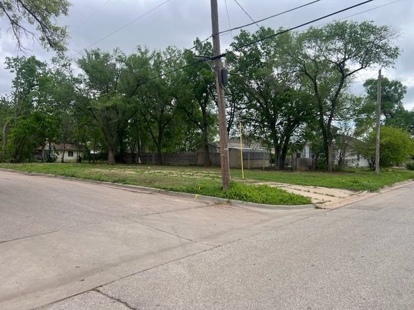 1016 W Clark Ave, El Dorado, KS 67042
