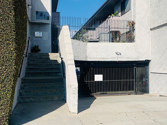4th image of 9313 National Blvd
