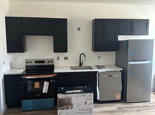105 E Poplar St #7, Harrisburg, IL 62946