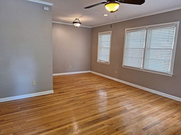 2nd image of 1271 Dogwood Dr