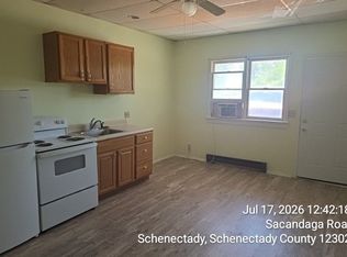 414 Sacandaga Rd APT 7, Schenectady, NY 12302