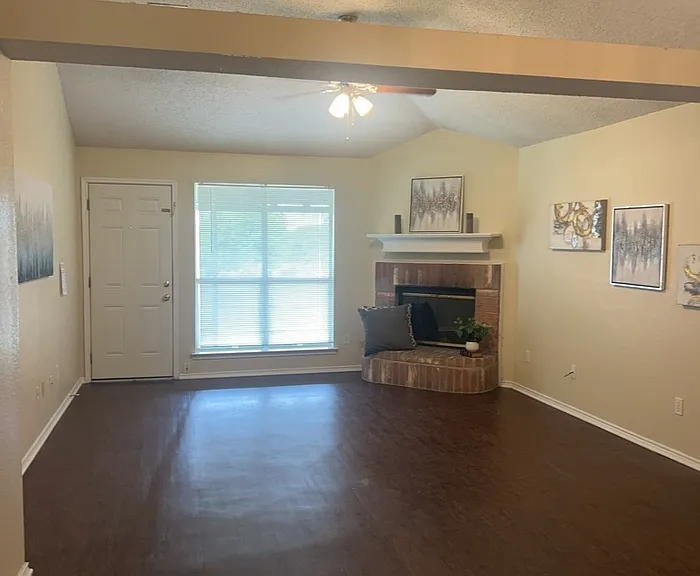 10409 Pleasant Mound Dr — Photo 4