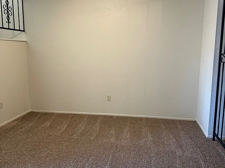 2155 S 14th Ave #60 — Photo 4