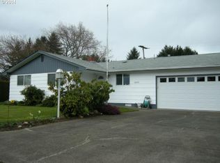 32055 Peppermint Ln, Eugene, OR 97408