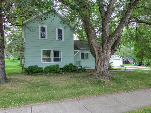 1740 2nd Ave, Cumberland, WI 54829